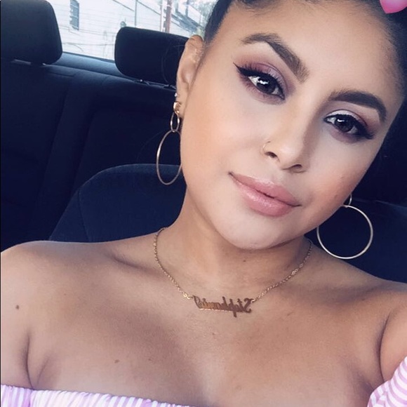 Hi am Stephanie Liliana and this is my 2nd page - Picture 6 of 7